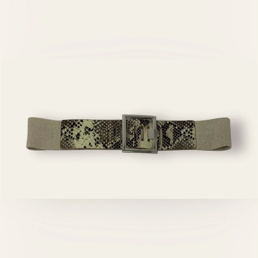 🛍️SALE🛍️ Snakeskin Print Wide Women’s Belt Stretchy with Square Buckle